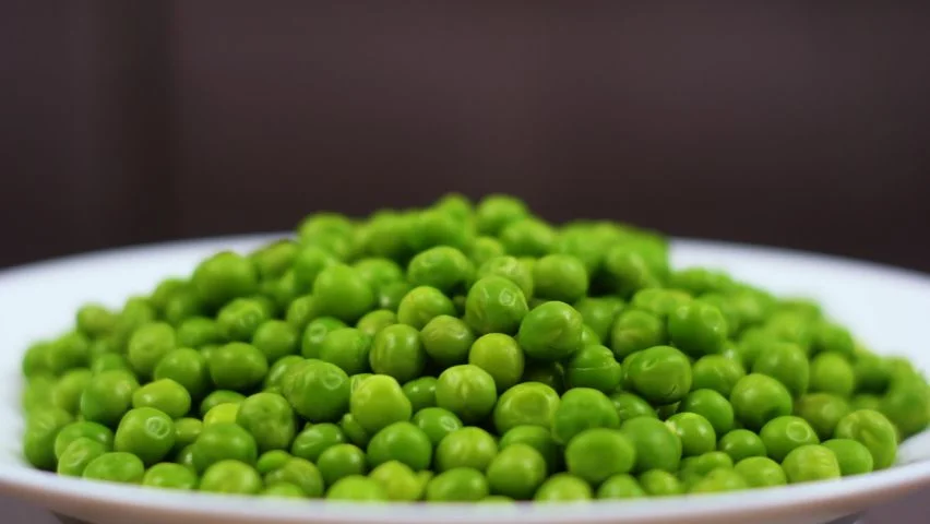 أفضل طريقة حفظ البازلاء طازجة من السنة للسنة بخطوات احترافية 2 طريقة حفظ البازلاء طازجة من السنة للسنة (سر الخضرة)