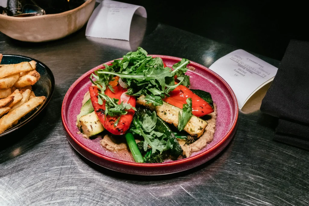 افكار للغداء غير الرز وسريعة التحضير للموظفات والأشخاص المشغولين 4 افكار للغداء غير الرز وسريعة التحضير في أقل من 30 دقيقة