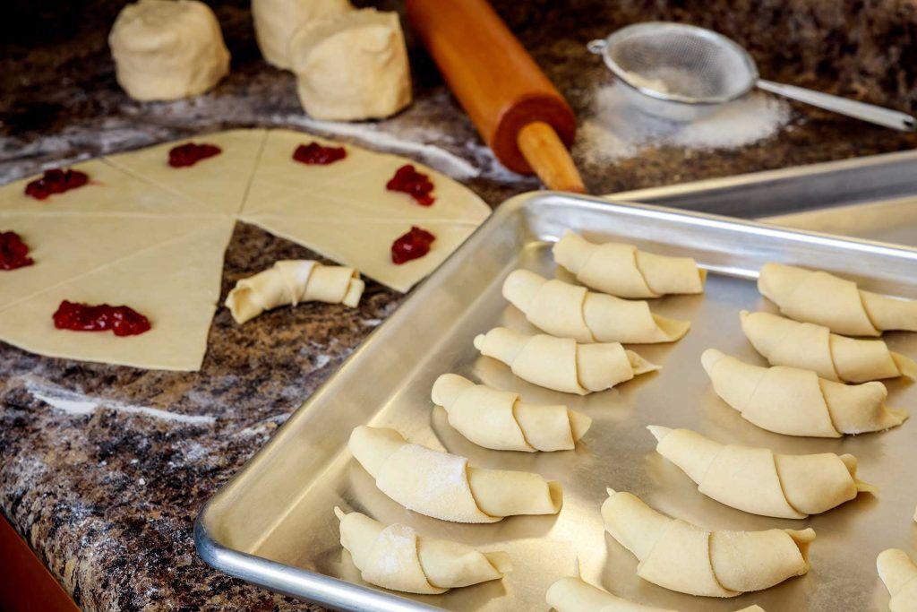 How to Make Laminated Dough for Croissants, Step by Step