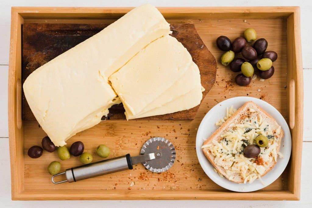 Nutritional value of shredded mozzarella cheese - full facts