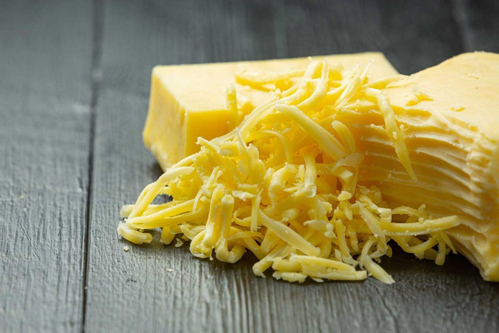 What are the health benefits and risks of margarine