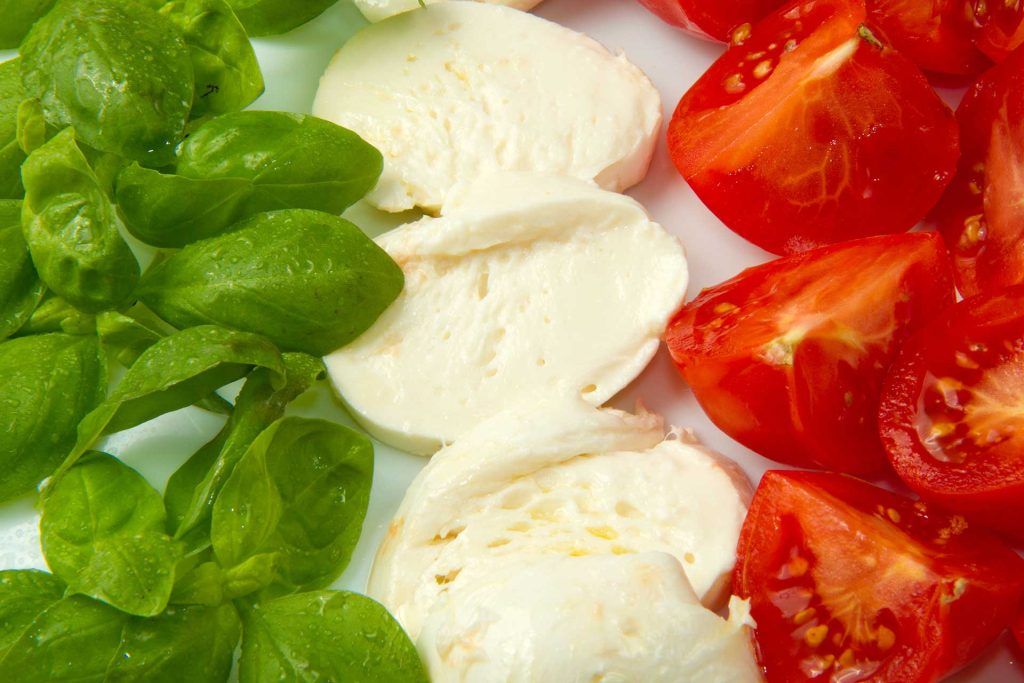 What's the difference between grated mozzarella and shredded mozzarella