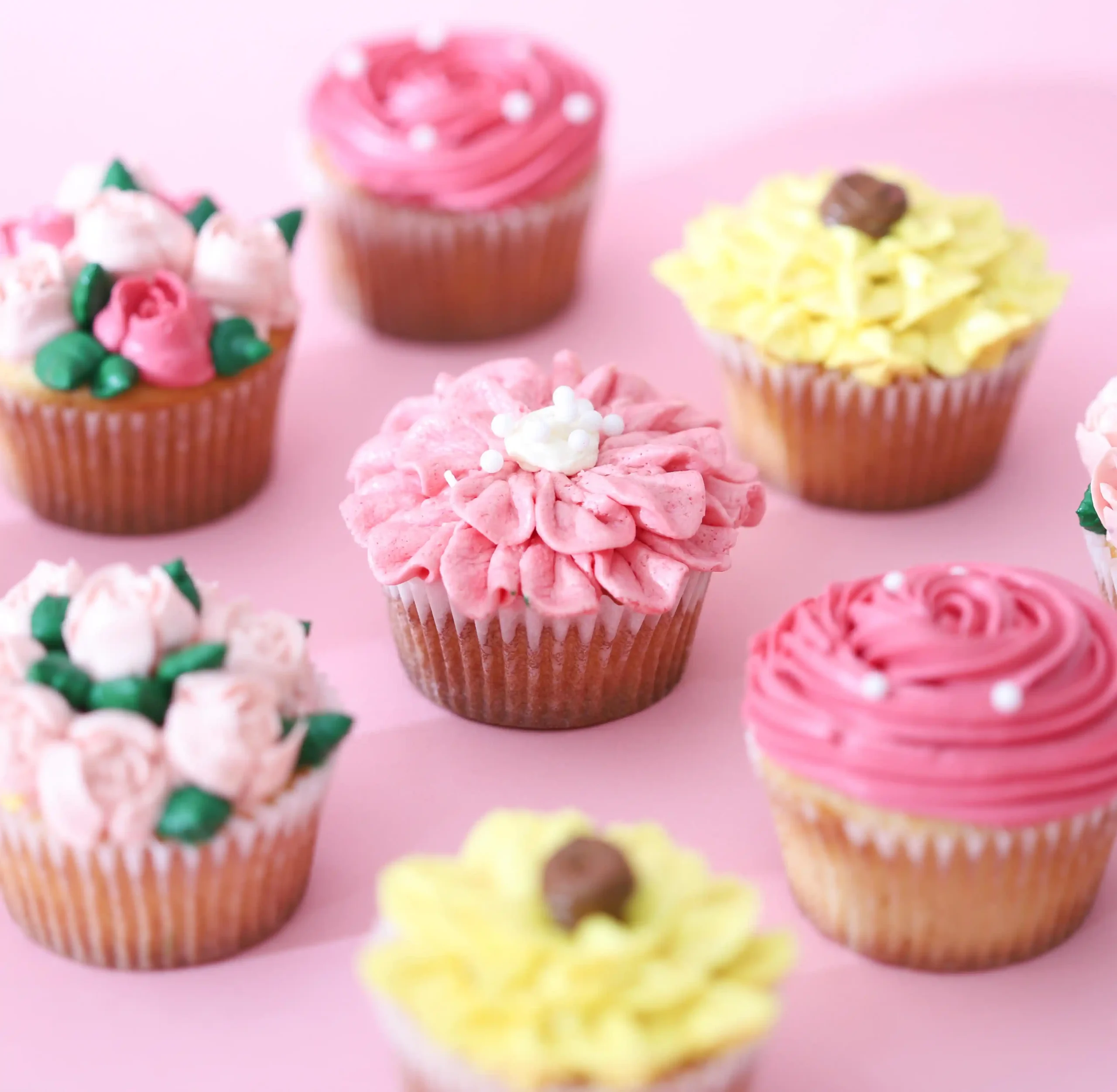 WhatsApp Image 2025 07 30 at 3.38.10 AM scaled - Decorating flower cupcakes