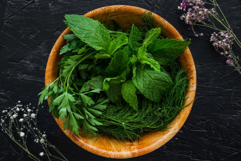 How many basil leaves can I eat