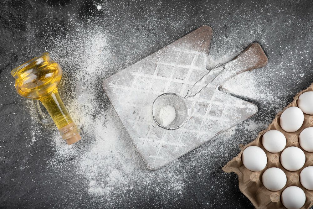 الفرق بين دقيق الخبز ودقيق الكيك دليل سريع للمبتدئين