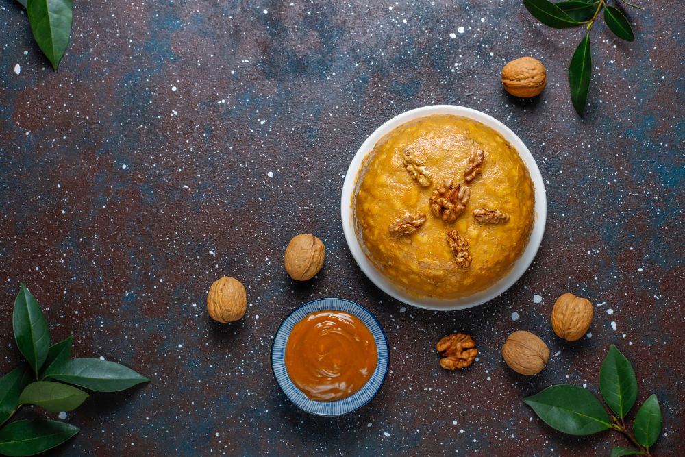 الفرق بين عجينة السكر وعجينة اللوز