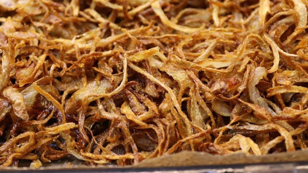 طريقة تحمير البصل المقرمش كالمطاعم (دليل 2026)