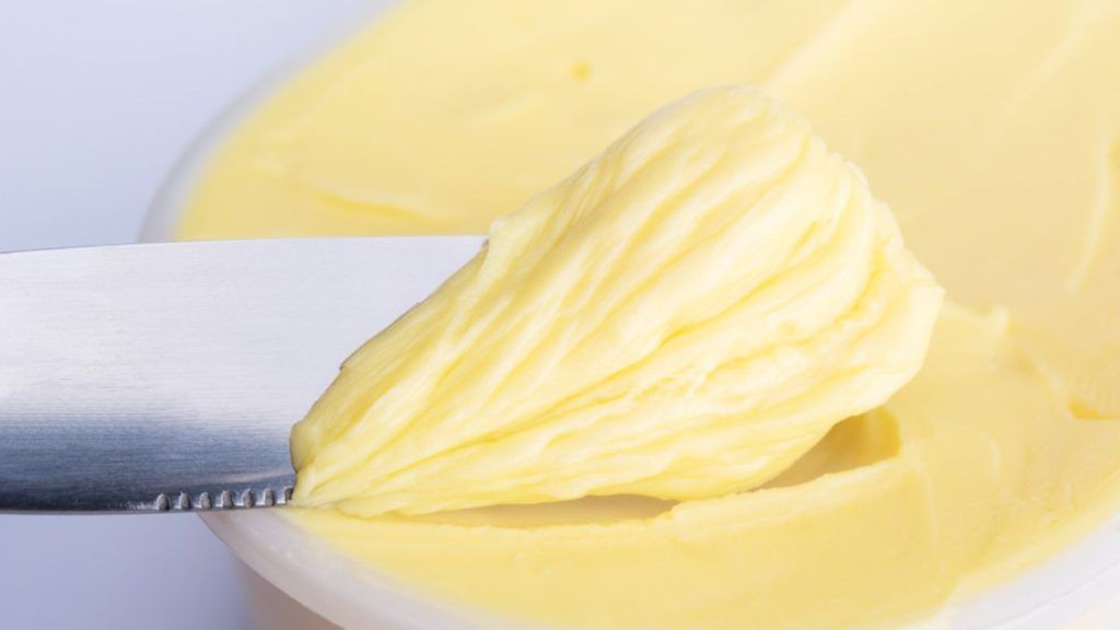 هل زبدة المارجرين منتج طبيعي ام مصنع - الحقيقة الكاملة